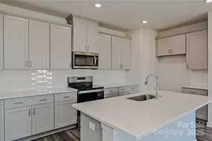 1313 30th St Ln NE, Conover, NC 28613 - Photo 7