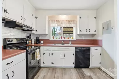 4417 Oak Drive, Charlotte, NC 28269 - Photo 7