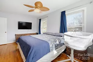 4417 Oak Dr, Charlotte, NC 28269 - Photo 17