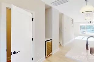 407 Devender Ln, Charlotte, NC 28217 - Photo 5