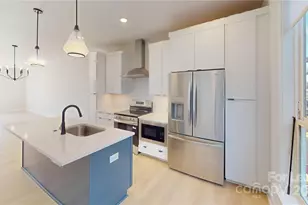 407 Devender Ln, Charlotte, NC 28217 - Photo 7