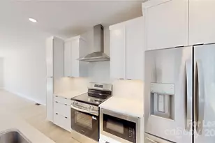 407 Devender Ln, Charlotte, NC 28217 - Photo 9