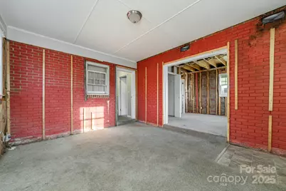 9926 Rockmeadow Drive, Charlotte, NC 28216 - Photo 13