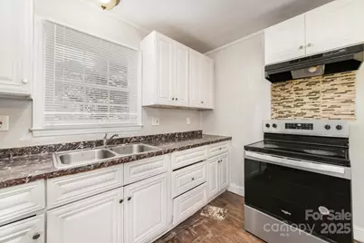 9926 Rockmeadow Drive, Charlotte, NC 28216 - Photo 5