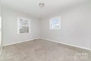 9926 Rockmeadow Dr, Charlotte, NC 28216 - Photo 9