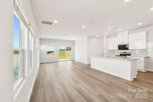 1305 30th St Ln NE, Conover, NC 28613 - Photo 3