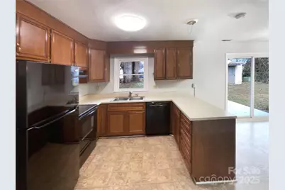 506 King Arthur Drive, Gastonia, NC 28056 - Photo 9