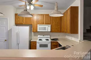 8444 Carolina Lily Ln, Charlotte, NC 28262 - Photo 5