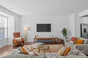 1834 Shumard Ln, Charlotte, NC 28205 - Photo 5