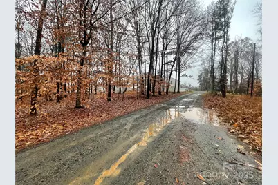 8225 Teeter Drive, Charlotte, NC 28215 - Photo 13