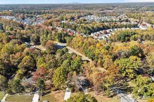 8625 Cedarbrook Dr, Charlotte, NC 28215 - Photo 43