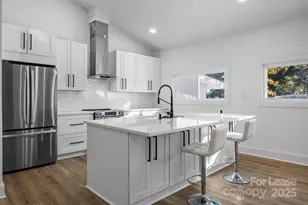 8625 Cedarbrook Dr, Charlotte, NC 28215 - Photo 17