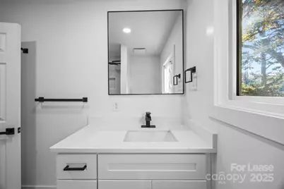 8625 Cedarbrook Drive, Charlotte, NC 28215 - Photo 29