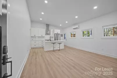 8625 Cedarbrook Drive, Charlotte, NC 28215 - Photo 47