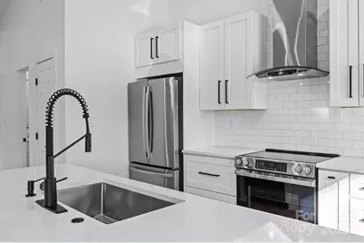 8625 Cedarbrook Drive, Charlotte, NC 28215 - Photo 19