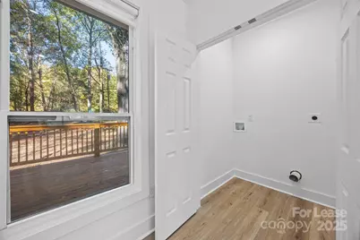 8625 Cedarbrook Drive, Charlotte, NC 28215 - Photo 23