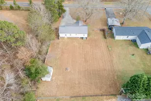 5507 Green Rd, Stanley, NC 28164 - Photo 5