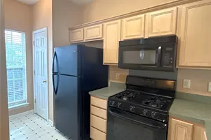 1515 Sylvia Ct, Charlotte, NC 28205 - Photo 3