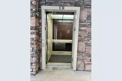 2000 Olde Eastwood Village Boulevard #305, Asheville, NC 28803 - Photo 15