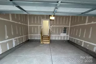 586 30th Ave Cir NE, Hickory, NC 28601 - Photo 17