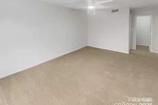 6003 Treetop Ct, Charlotte, NC 28212 - Photo 15