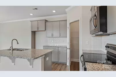 366 Creekview Road, Hendersonville, NC 28792 - Photo 7