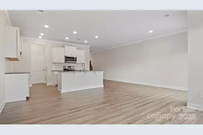 375 Creekview Road, Hendersonville, NC 28792 - Photo 11