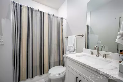 1033 Wesley Terrace Avenue, Charlotte, NC 28208 - Photo 13