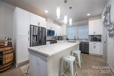 1033 Wesley Terrace Avenue, Charlotte, NC 28208 - Photo 3