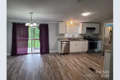 1098 Remington Drive, Conover, NC 28613 - Photo 3