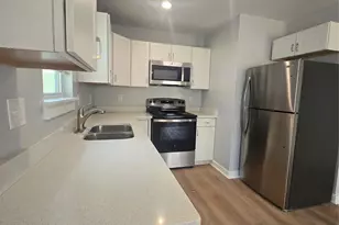 3100 Dawnshire Ave, Charlotte, NC 28216 - Photo 3