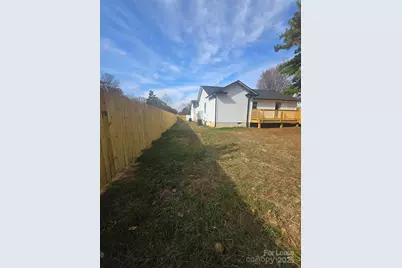 3100 Dawnshire Avenue #B, Charlotte, NC 28216 - Photo 13