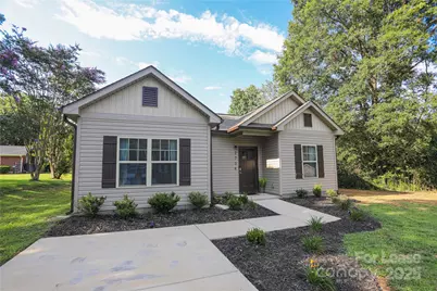 2734 Kendrick Avenue, Charlotte, NC 28269 - Photo 1