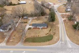 3079 Flat Creek Rd, Lancaster, SC 29720 - Photo 17