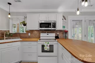 3007 Wyntree Ct, Matthews, NC 28104 - Photo 9