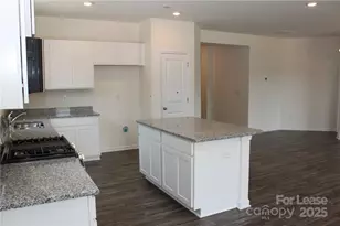 3419 Selwyn Landing Dr, Charlotte, NC 28215 - Photo 11