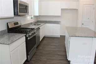 3419 Selwyn Landing Dr, Charlotte, NC 28215 - Photo 7