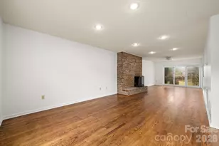 103 Pebble Creek Dr, Asheville, NC 28803 - Photo 3