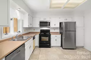 103 Pebble Creek Dr, Asheville, NC 28803 - Photo 15