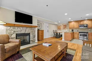 430 Bowling Park Rd, Asheville, NC 28803 - Photo 5