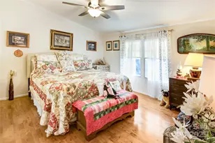 110 Pinellas St, Hendersonville, NC 28791 - Photo 15