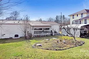 110 Pinellas St, Hendersonville, NC 28791 - Photo 41