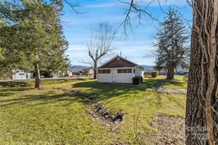 503 Old Hendersonville Hwy, Brevard, NC 28712 - Photo 19