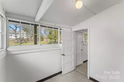 503 Old Hendersonville Highway, Brevard, NC 28712 - Photo 15