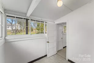 503 Old Hendersonville Hwy, Brevard, NC 28712 - Photo 15