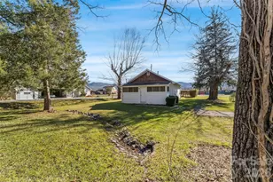 503 Old Hendersonville Hwy, Brevard, NC 28712 - Photo 19