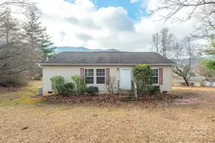 332 Richmond Ave, Swannanoa, NC 28778 - Photo 3