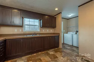 332 Richmond Ave, Swannanoa, NC 28778 - Photo 7