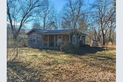 28 Pearl Street, Black Mountain, NC 28711 - Photo 1