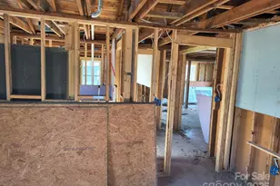 28 Pearl St, Black Mountain, NC 28711 - Photo 7